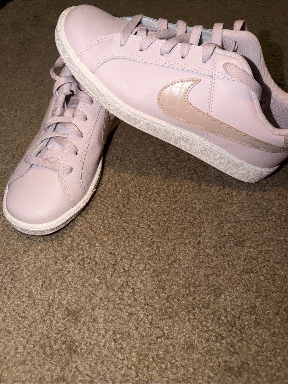 Nike Women’s Light Pink Low-Top Sneakers
